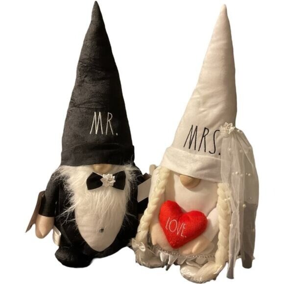 2022 Rae Dunn Bridal His and Hers 19" Groom Bride Wedding Gnomes - Picture 1 of 6